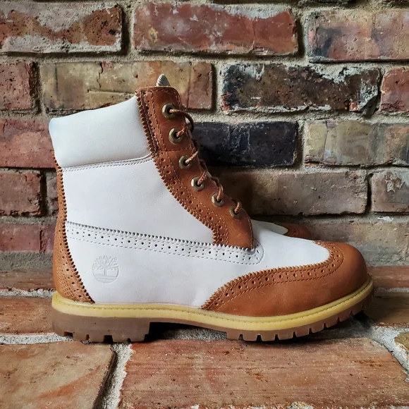 Timberland Women's Lace Up Boots - White and Tan - Picture 4 of 11